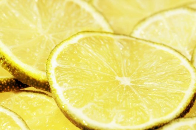 Lemons: Benefits, nutrition, tips, and risks